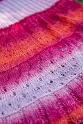 Strickset Kleid mit Höschen Lang Yarns BABY COTTON COLOR mit Anleitung in garnwelt-Box 68
