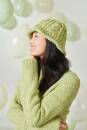 Strickset Hut Lang Yarns YOKO CHRISTA mit Anleitung in garnwelt-Box