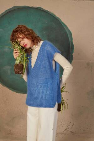 Knitting set Loose-fitting vest MOHAIR 21 with knitting instructions in garnwelt box