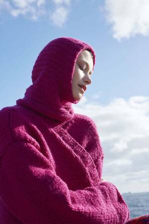 Strickset Balaclava WAD WOOLADDICTS MEMORY SECRETS OF THE SEA mit Anleitung in garnwelt-Box