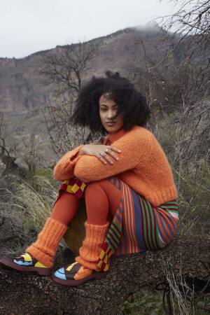 Strickset Leg warmers WAD WOOLADDICTS HONOR SMALL STONES mit Anleitung in garnwelt-Box