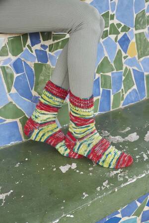 Strickset Socken Lang Yarns Move MOSAIC PIECES mit Anleitung in garnwelt-Box S36-39