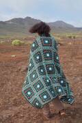 Strickset Plaid Lang Yarns Poseidon ZELIA mit Anleitung in garnwelt-Box