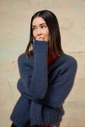 Strickset Cardigan Lang Yarns Cashmere Light JASMIN mit Anleitung in garnwelt-Box S-M