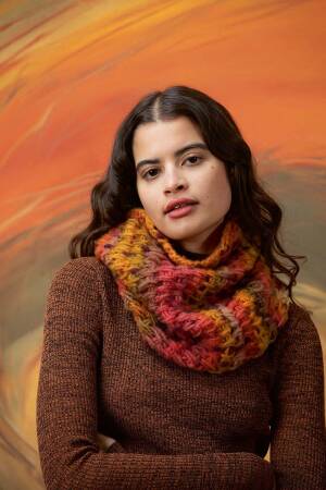 Strickset Loop Lang Yarns Cloud Tweed HEDWIG mit Anleitung in garnwelt-Box ca 32 x 190 cm