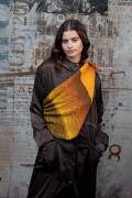 Knitting set Triangular shawl LOVIS with knitting instructions in garnwelt box in size ca 53 x 140 cm
