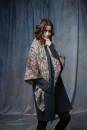 Strickset Dreiecktuck Lang YarnsMuse DONNA mit Anleitung in garnwelt-Box