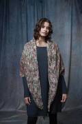 Strickset Dreiecktuck Lang YarnsMuse DONNA mit Anleitung in garnwelt-Box ca 84 x 182 cm