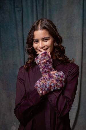 Strickset Pulswärmer Lang YarnsMuse PETRA mit Anleitung in garnwelt-Box