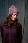 Knitting set  MUSE with knitting instructions in garnwelt...