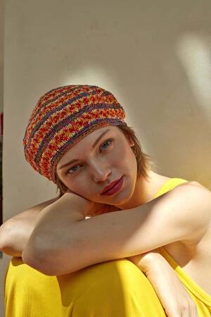 Strickset Beret WAD WOOLADDICTS Artsy STAY GROOVY mit Anleitung in garnwelt-Box