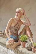 Knitting set Crocheted halter-neck top ARTSY with knitting instructions in garnwelt box in size S