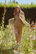 Knitting set Crocheted shawl SECRET GARDEN with knitting instructions in garnwelt box in size ca 39 x 192 cm