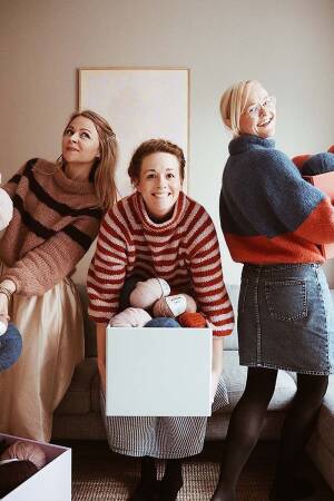 Knitting set Bluse MALOU LIGHT with knitting instructions in garnwelt box