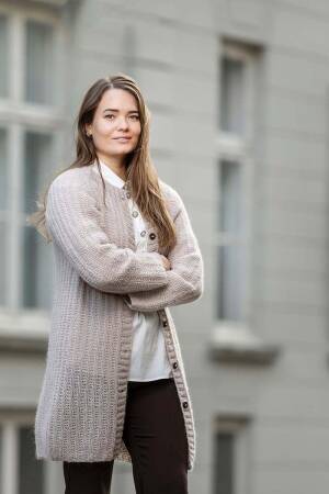 Knitting set Cardigan ZEN with knitting instructions in garnwelt box