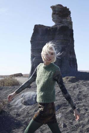 Strickset Pullunder WAD WOOLADDICTS Desire EVERGREEN TONIC mit Anleitung in garnwelt-Box S