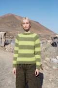 Strickset Pullover WAD WOOLADDICTS Honor EMERALD ELIXIER mit Anleitung in garnwelt-Box