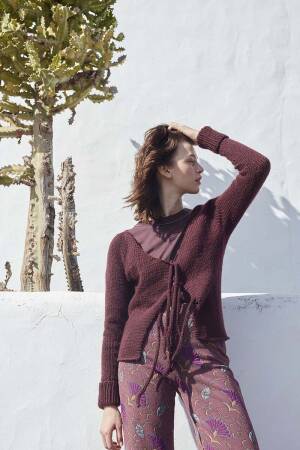 Strickset Top Down Jacke WAD WOOLADDICTS Memory ENTWINED mit Anleitung in garnwelt-Box