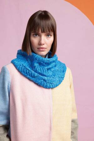 Strickset Loop Lang Yarns Fortuna ZUMRA mit Anleitung in garnwelt-Box