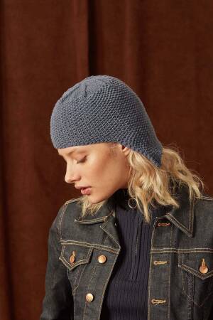 Knitting set Hat LAMBSWOOL with knitting instructions in garnwelt box