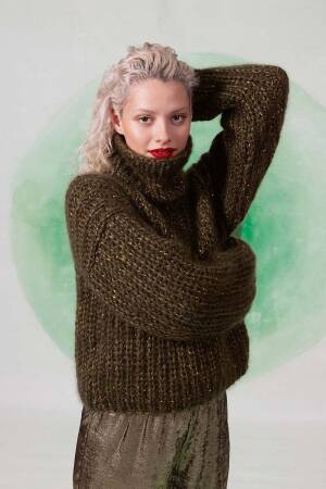 Knitting set Sweater DELIZIA with knitting instructions in garnwelt box