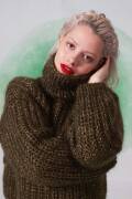 Knitting set Sweater DELIZIA with knitting instructions in garnwelt box