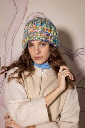 Knitting set Hat  with knitting instructions in garnwelt box in size DG