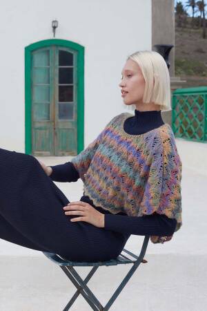 Knitting set Cropped sweater HARMONY with knitting instructions in garnwelt box