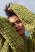 Strickset Pullover Lang YarnsDonegal Tweed+ MANDY mit Anleitung in garnwelt-Box S-M