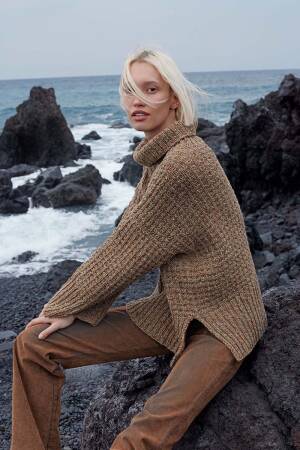 Strickset Pullover Lang YarnsDonegal Tweed+ JANA mit Anleitung in garnwelt-Box