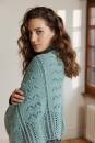 Strickset Stola Lang YarnsCashmere Lace BIRDIE mit Anleitung in garnwelt-Box
