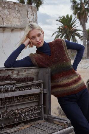 Strickset Pullunder Lang Yarns Move ply RIGHT TO ROAM mit Anleitung in garnwelt-Box S
