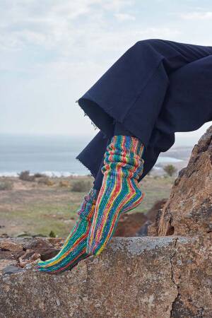 Strickset Rippensocken Lang Yarns Move SIDESTEP mit Anleitung in garnwelt-Box S38-39