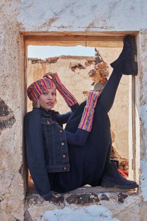 Strickset Stulpen Lang Yarns Move SIDEWARD SPIN mit Anleitung in garnwelt-Box