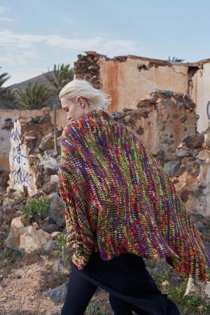 Strickset Decke Lang Yarns Move ply A MILLION MOVES mit Anleitung in garnwelt-Box ca 95 x 130 cm