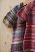 Strickset Kleid Lang Yarns Mille Colori Baby AMALIE mit Anleitung in garnwelt-Box