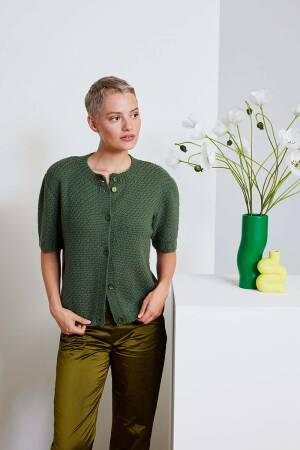 Strickset Jacke Lang Yarns Noelle KAYLA mit Anleitung in garnwelt-Box