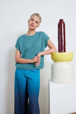 Strickset Pullunder Lang Yarns Vaya KORA mit Anleitung in garnwelt-Box S-M