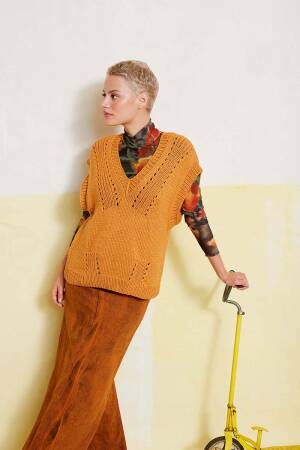 Strickset Pullunder Lang Yarns Amira MINNA mit Anleitung in garnwelt-Box S-M