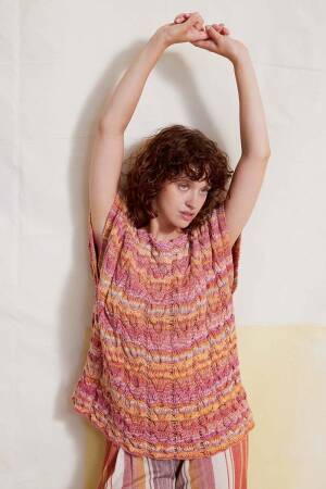 Strickset Weites Top Lang Yarns Secret Garden SILJA mit Anleitung in garnwelt-Box