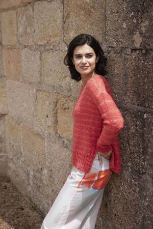 Knitting set Sweater GLOW with knitting instructions in garnwelt box