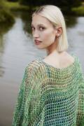 Strickset Poncho WAD WOOLADDICTS Footprints WIND-KISSED mit Anleitung in garnwelt-Box one size