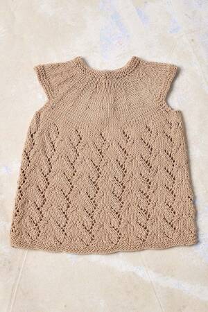 Strickset Tunika Lang Yarns Baby Cotton Naturally Colored FREJA mit Anleitung in garnwelt-Box