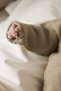 Strickset Wickeljacke Lang Yarns Baby Cotton Naturally Colored ANDERS mit Anleitung in garnwelt-Box 62