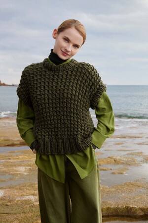 Strickset Pullunder WAD WOOLADDICTS Fire AT CROSSROADS mit Anleitung in garnwelt-Box