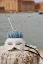 Knitting set Hat WAD WOOLADDICTS Footprints LAGOONA with knitting instructions in garnwelt box