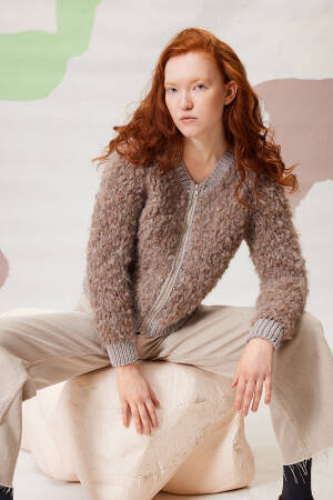 Strickset Bomberjacke Lang Yarns Shirley/Merino Perdita mit Anleitung in garnwelt-Box