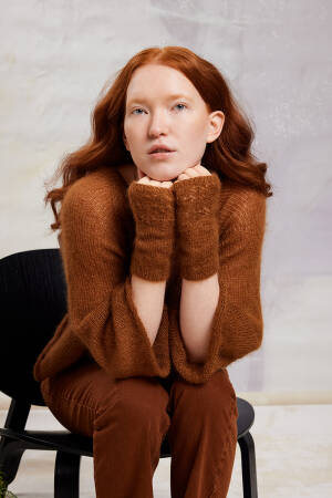 Knitting set Arm warmers Lang Yarns Lace Akela with knitting instructions in garnwelt box