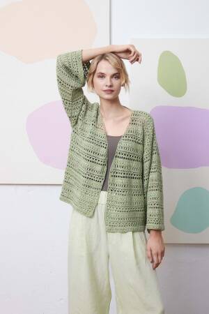 Knitting set Crochet Jacket CLASSIC SILK with knitting instructions in garnwelt box in size S-M