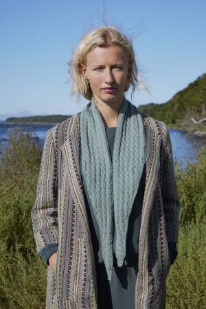 Knitting set Triangular shawl CASHMERE EXTRA LACE with knitting instructions in garnwelt box in size ca 12 x 130 cm